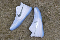 Basketbalové boty Nike Kyrie 3 Chrome