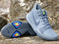Basketbalové boty Nike Kyrie 3 Cool Grey