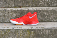 Basketbalové boty Nike Kyrie 3 University RED