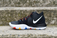 Basketbalové boty Nike Kyrie 5 FRIENDS
