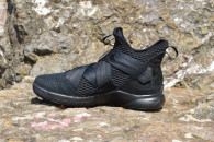 Basketbalové boty Nike LeBron Soldier XII SFG