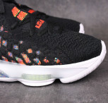 Basketbalové boty Nike Lebron XVII James Gang