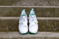 Dětské basketbalové boty Nike LeBron Soldier XII GS IRISH