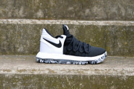 Dětské basketbalové boty Nike Zoom KD 10 Black White