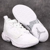 Dětské basketbalové boty Jordan Why Not Zer0.4