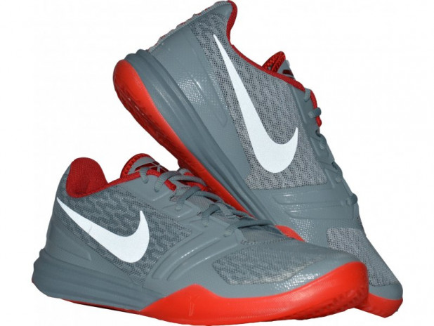 Basketbalové boty Nike KB mentality