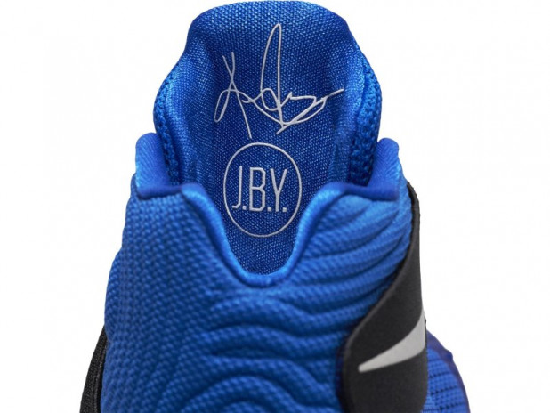 Basketbalové boty Nike Kyrie 2 Brotherhood