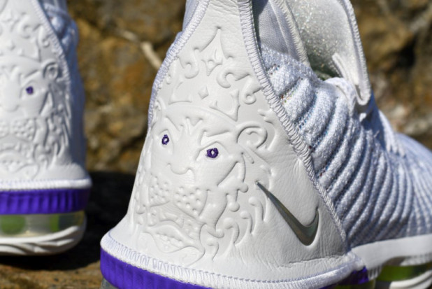 Recuperar Clancy vestir Basketbalové boty Nike Lebron XVI Buzz Lightyear | BASKET SHOP,  basketbalový obchod s nejlepším výběrem!